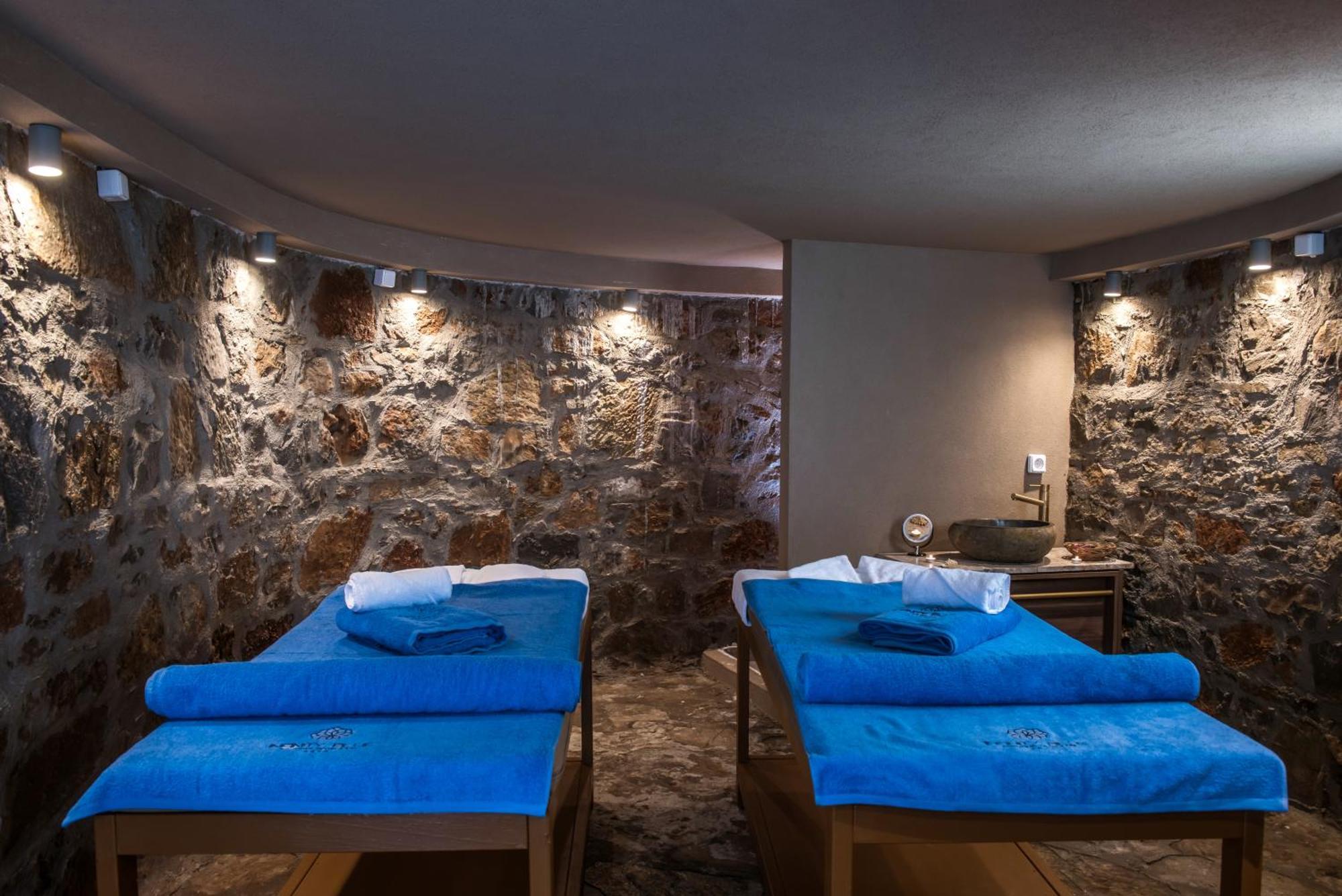 Elounda Infinity Exclusive Resort & Spa - Adults Only Exteriör bild